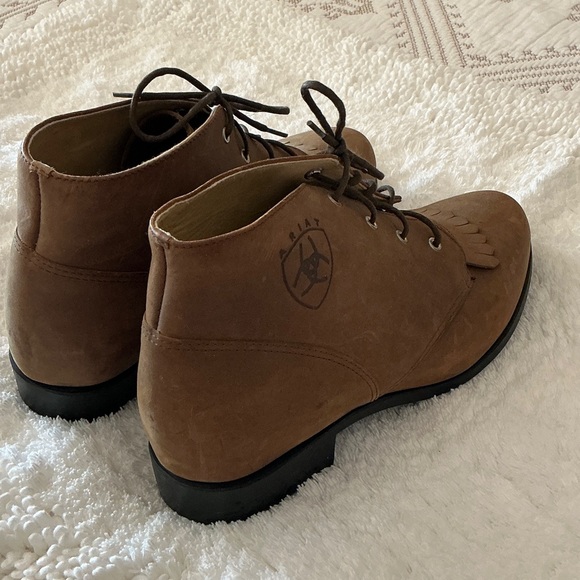 Ariat Men's Brown Chukka Boots - Picture 2 of 9
